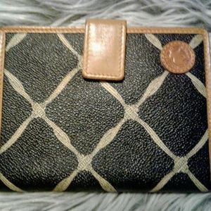 HUNTING WORLD Wallet Purse Tan/ Black Woman Authen